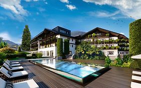 Tirolensis Hotel