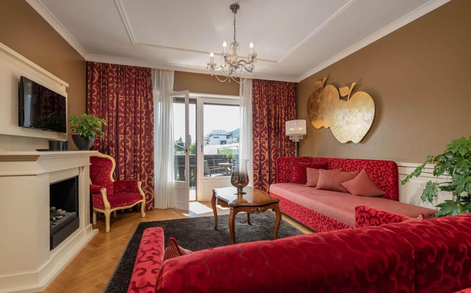 Tirolensis Hotel Tesimo Buitenkant foto